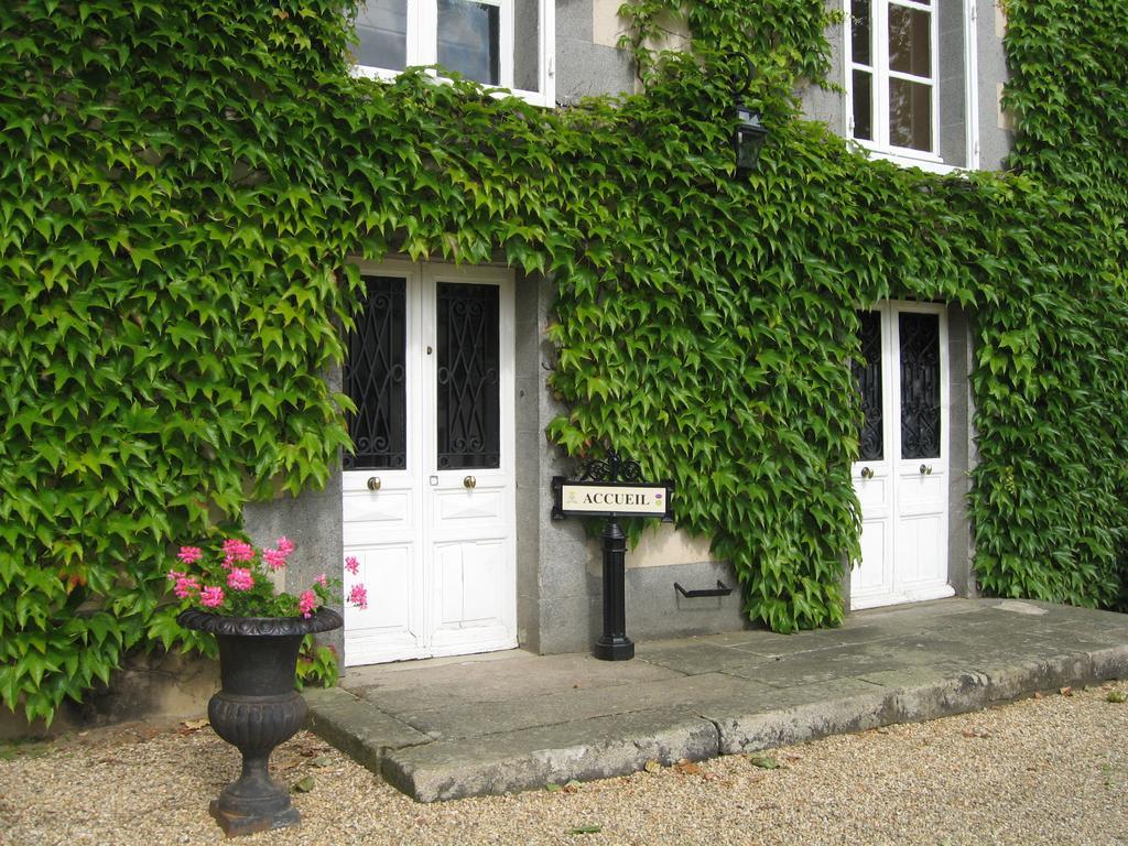 Chateau Du Golf De La Freslonniere Le Rheu Exteriör bild